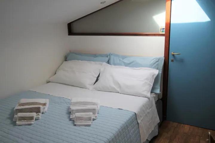 Accogliente Mansarda Nel Cuore Dell Antica Livorno Apartment Екстериор снимка